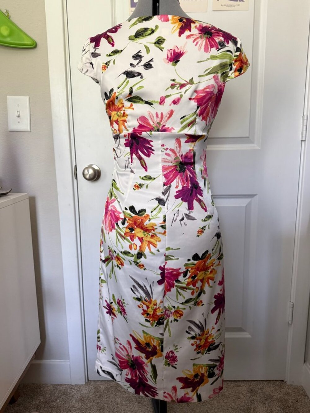 Floral London Times Dress Size 8 - Picture 2 of 3